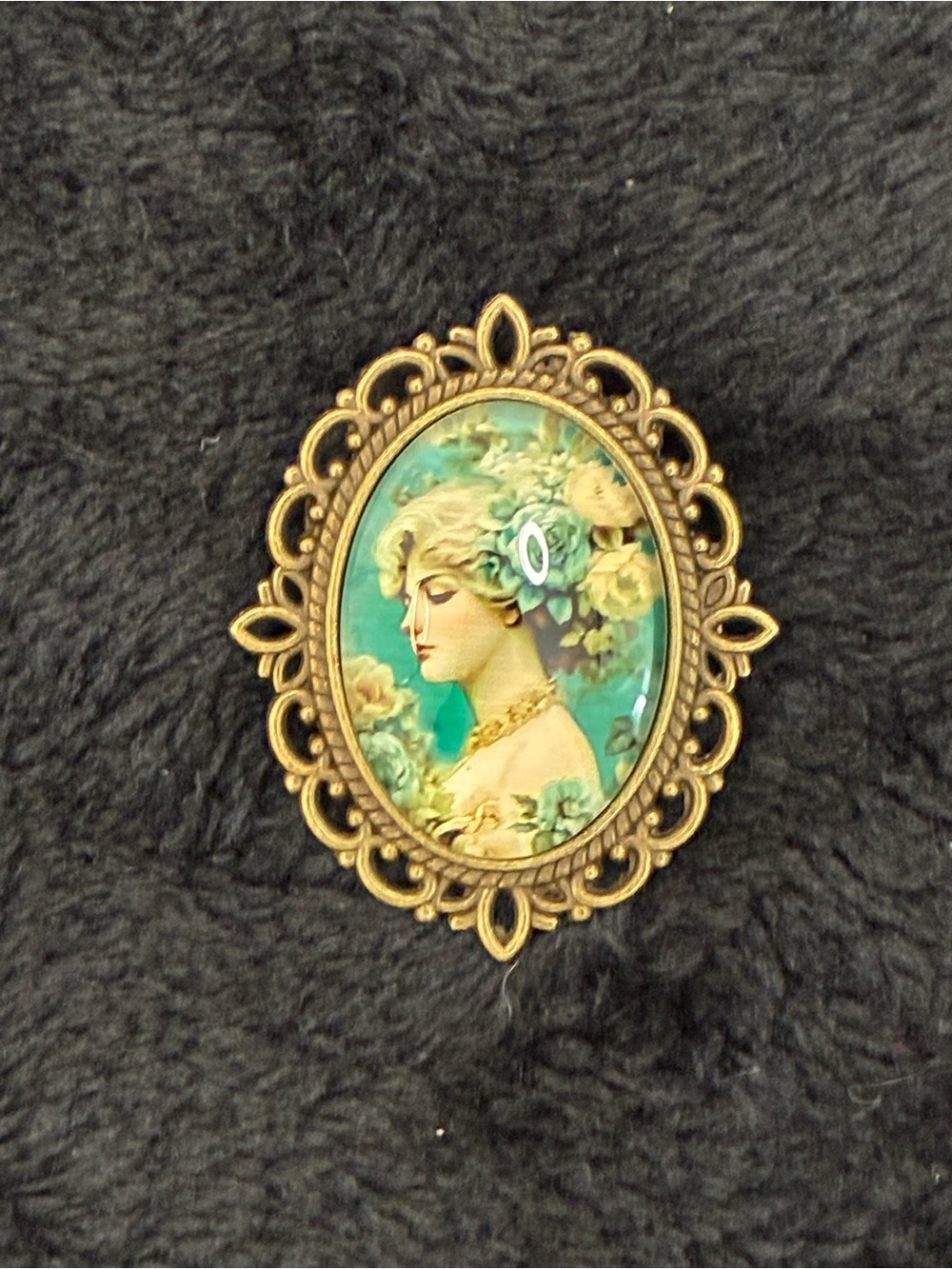 Gold-Tone Turquoise Cameo Brooch with Floral Portrait